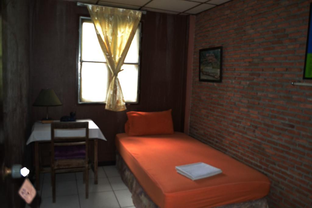 Brickhouse Est 1986 2* Phra Nakhon Si Ayutthaya