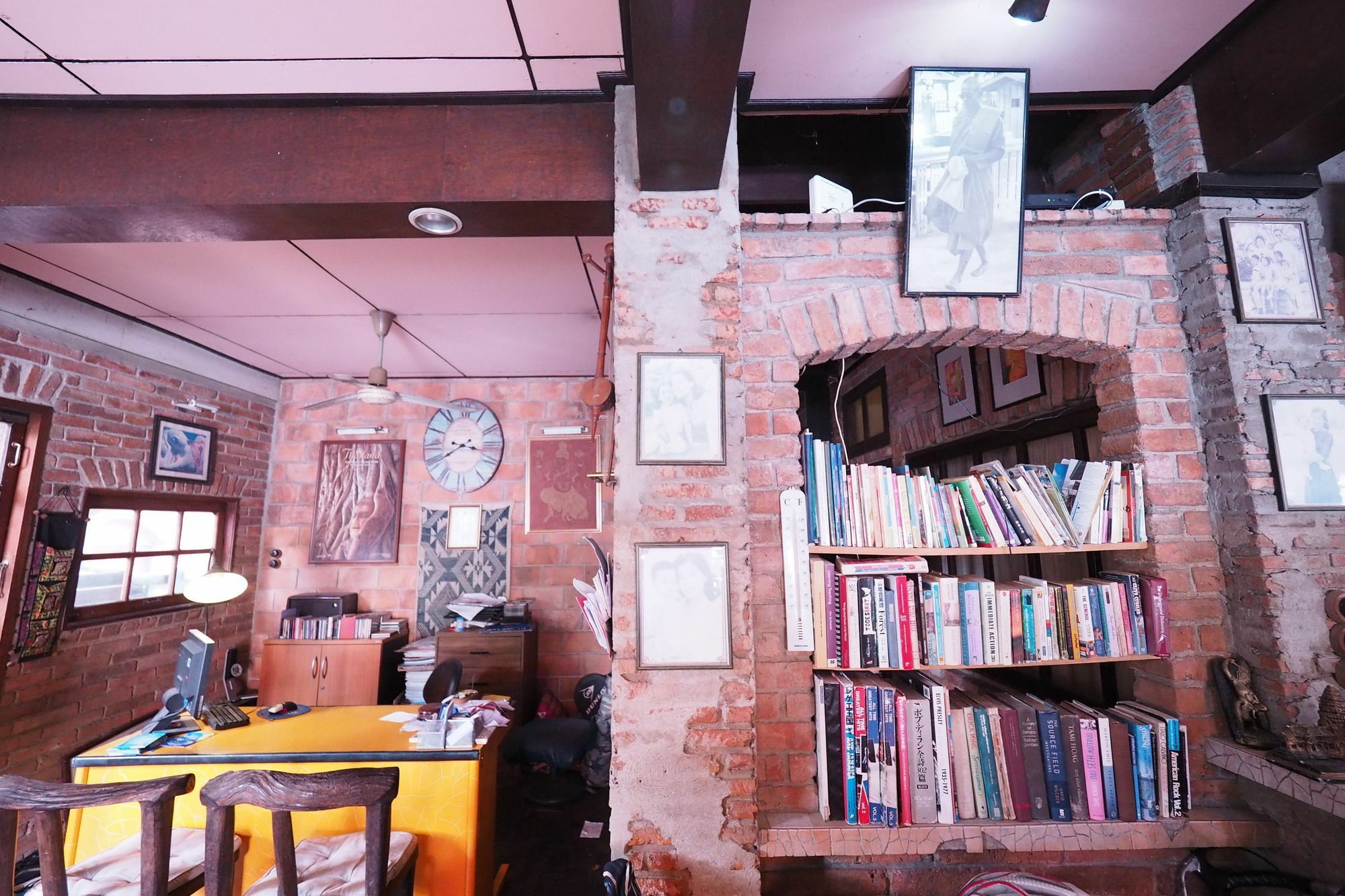 Pensión Brickhouse Est 1986 2*